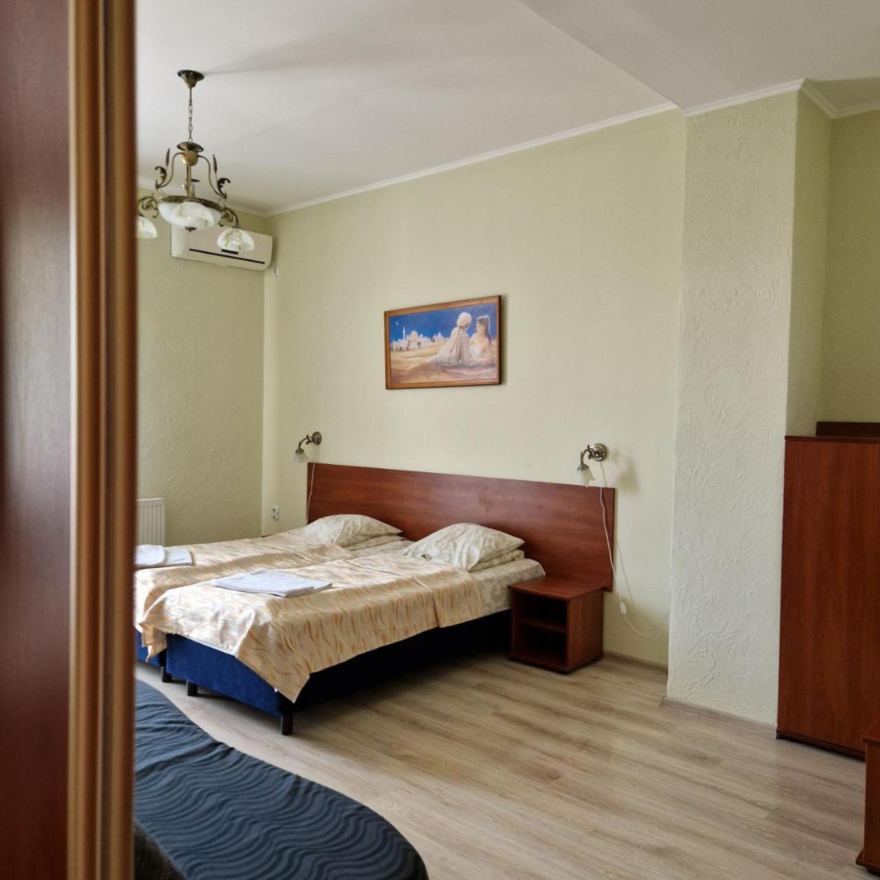 Hotel Helikon Яноши Экстерьер фото